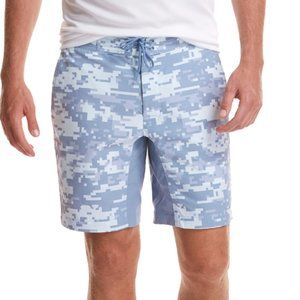 VIneyard Vines Men's Blue 7" Inseam Digi Camo Wavebreaker Swim Shorts Size 34